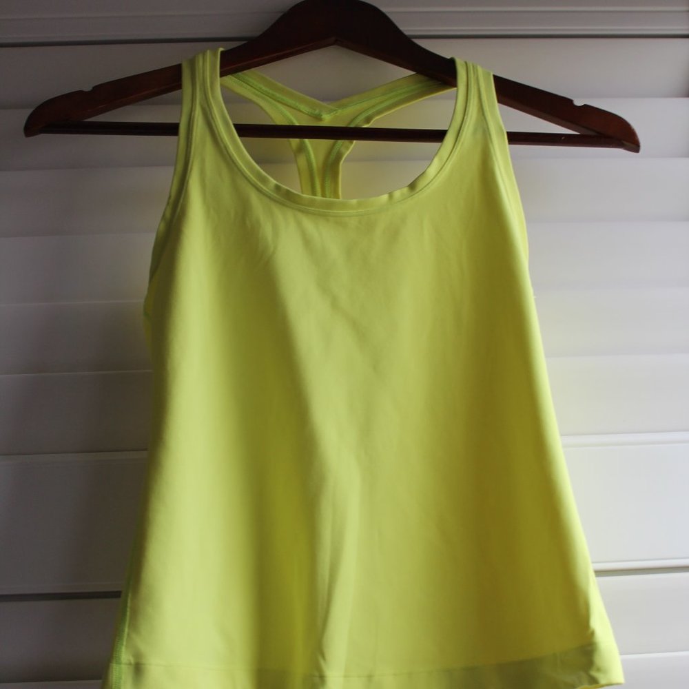 Lululemon Cool Racerback Short Tank Top Nulu